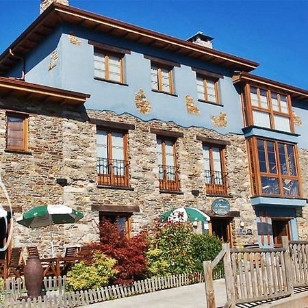 Hotel Rural El Torneiro Villayon Exterior photo